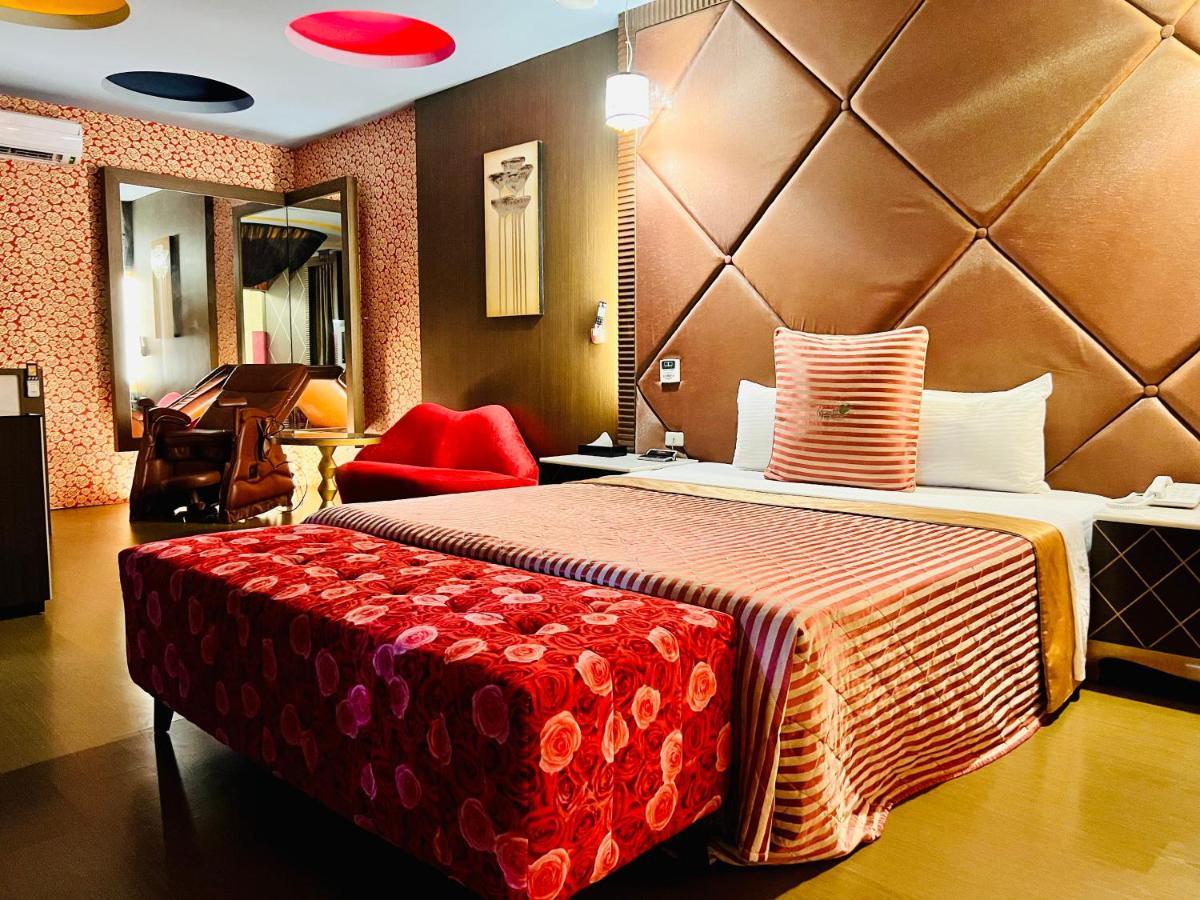 סואו Motel Fabulous מראה חיצוני תמונה